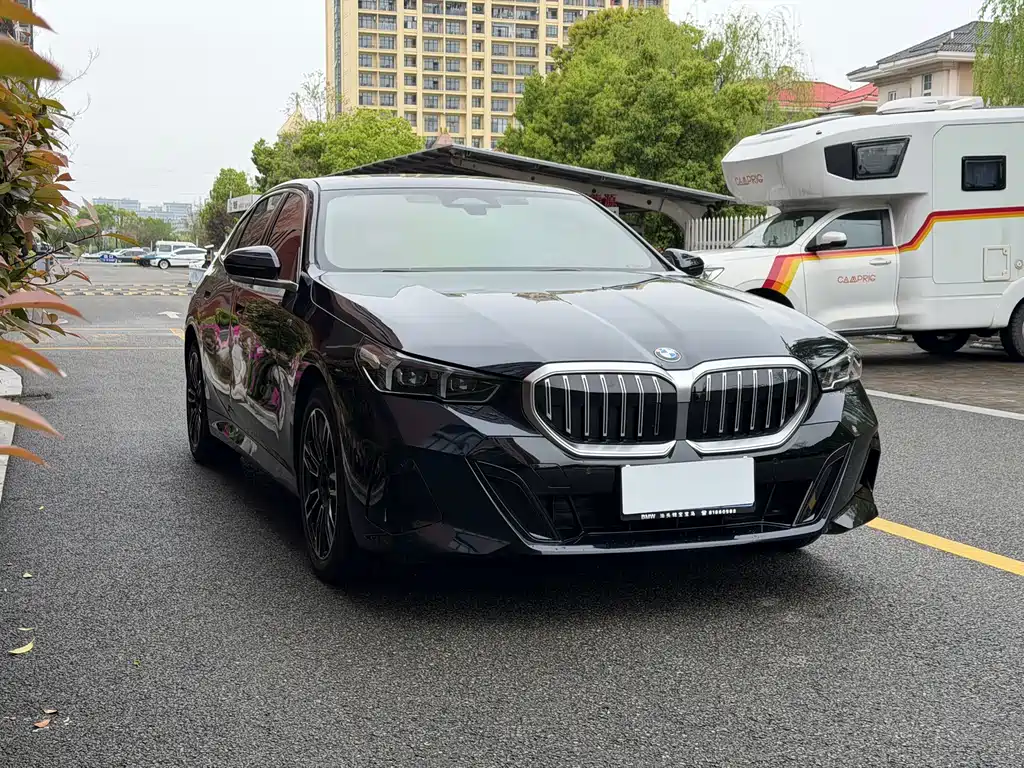 BMW 5 Series 5 2024 525Li M Sport
