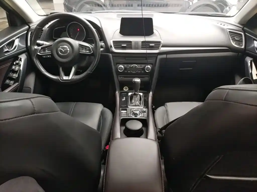 Mazda 3 Axela — миниатюра 10