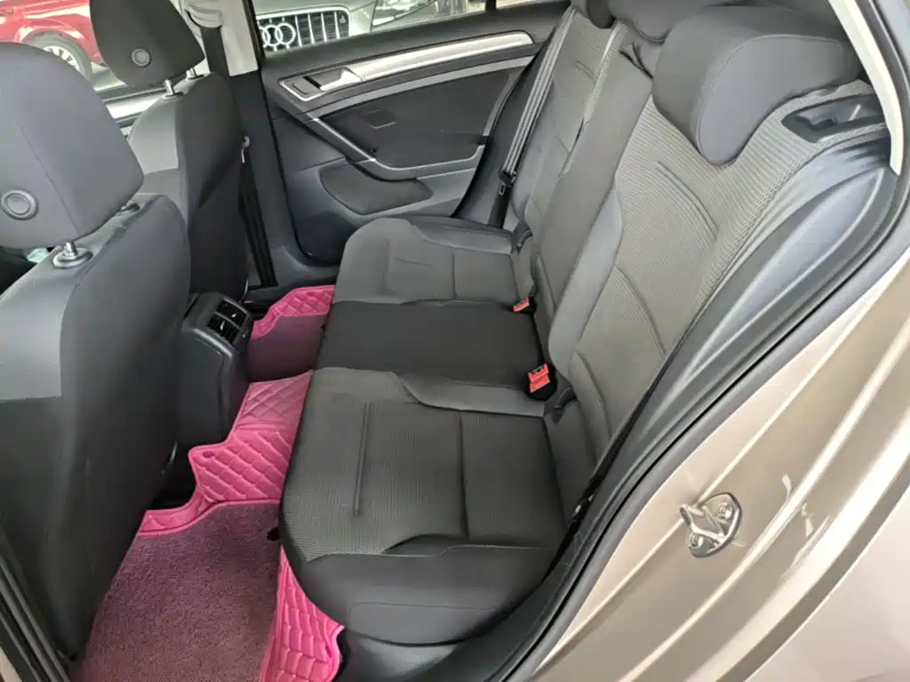 Volkswagen Golf — миниатюра 17