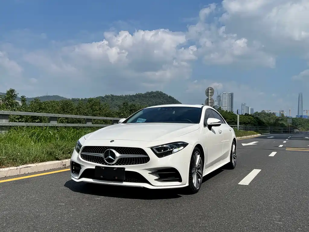 MERCEDES-BENZ CLS
