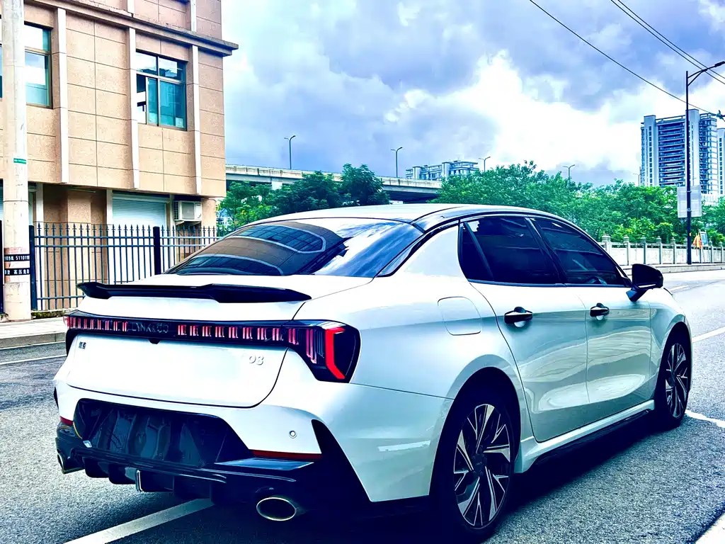 Lynk & Co 03 — миниатюра 9