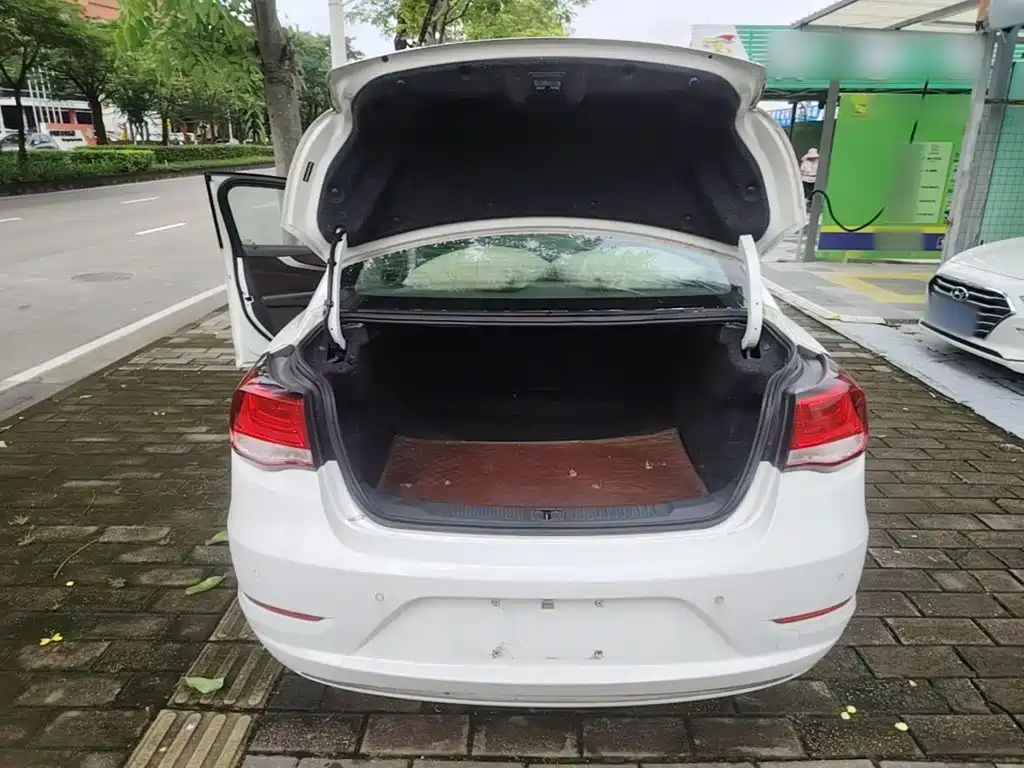 Chevrolet Malibu — миниатюра 19