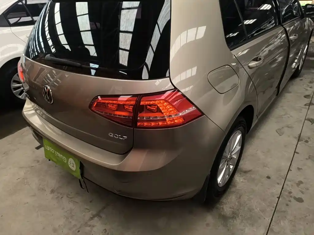 Volkswagen Golf — миниатюра 8