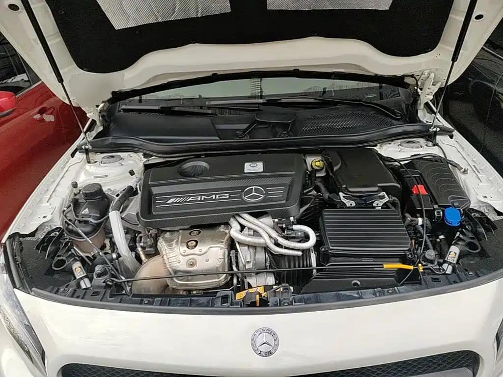Mercedes-Benz GLA AMG — миниатюра 20