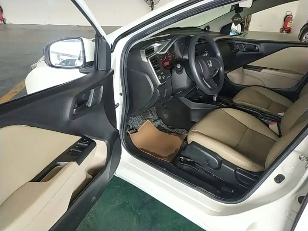 Honda City — миниатюра 16