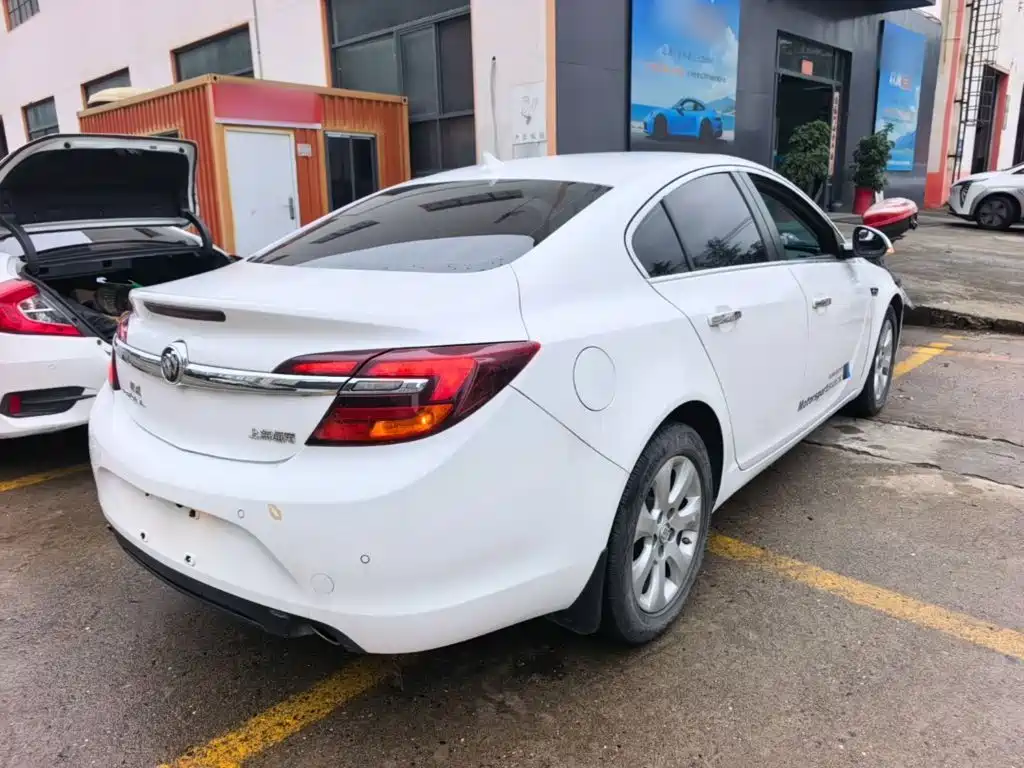 Buick Regal — миниатюра 7