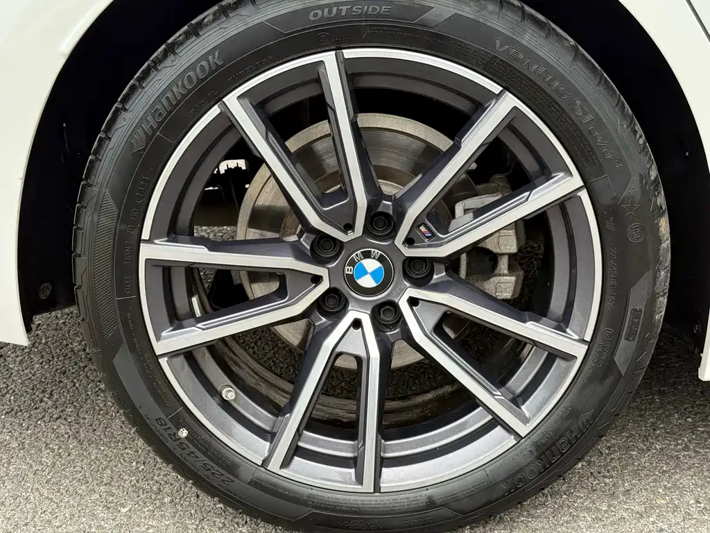 BMW 3 Series — миниатюра 15