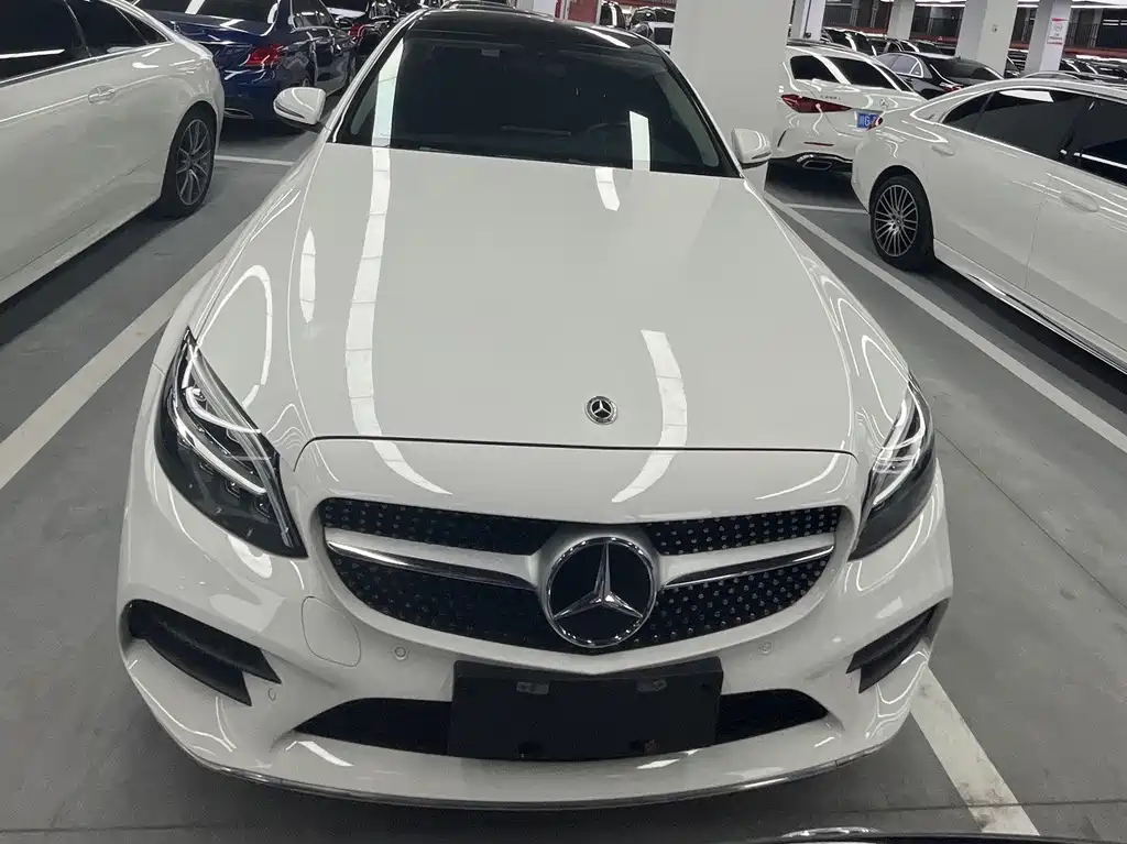 Mercedes-Benz C-Class — миниатюра 2
