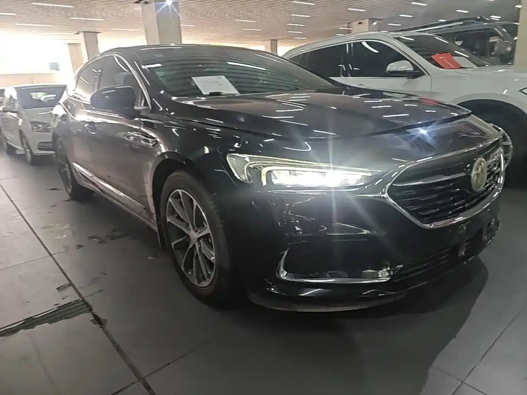 Buick LaCrosse — миниатюра 4
