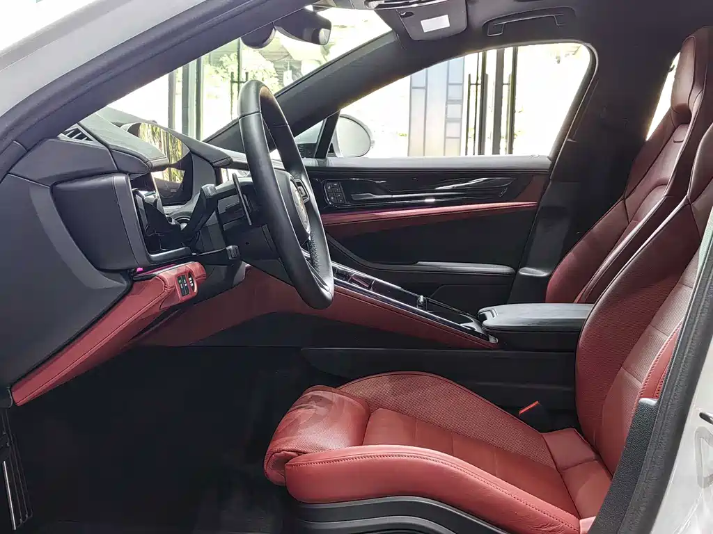 Porsche Panamera — миниатюра 10