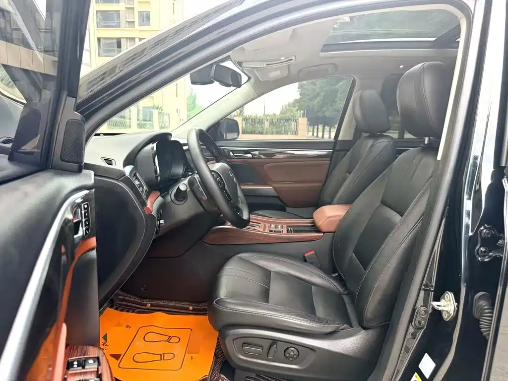 GAC GS8 2017 320T Luxury Smart Connect （ мест）