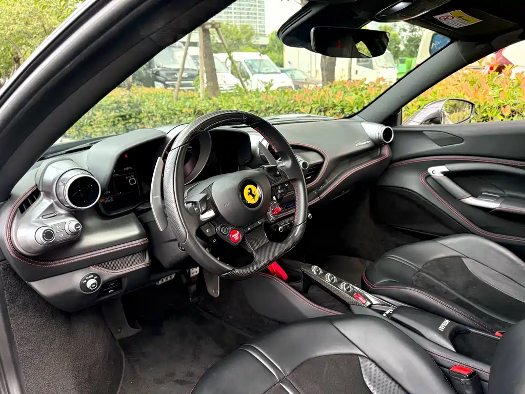 Ferrari F8 — миниатюра 4