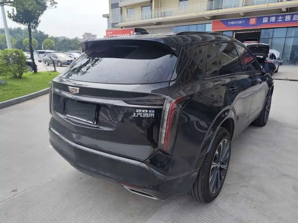 Cadillac XT5 — миниатюра 7