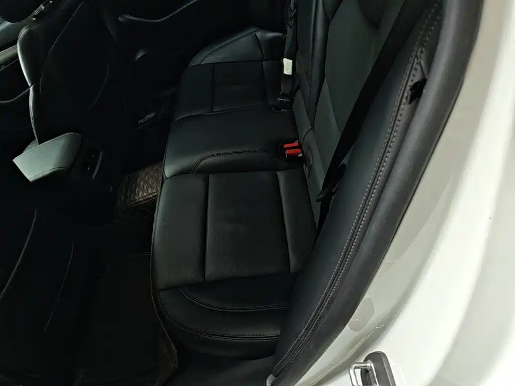 Cadillac CT5 — миниатюра 17