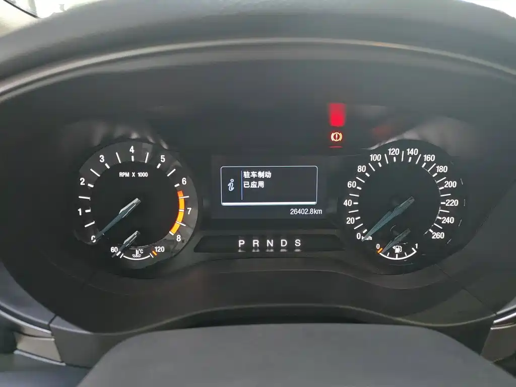 Ford Mondeo — миниатюра 8