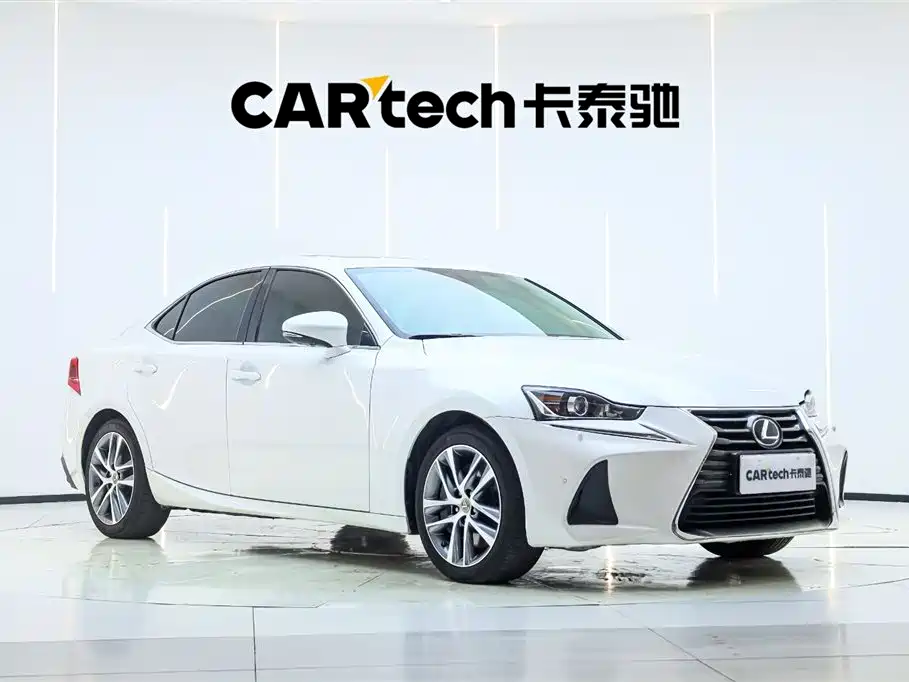 Lexus IS 2017 300