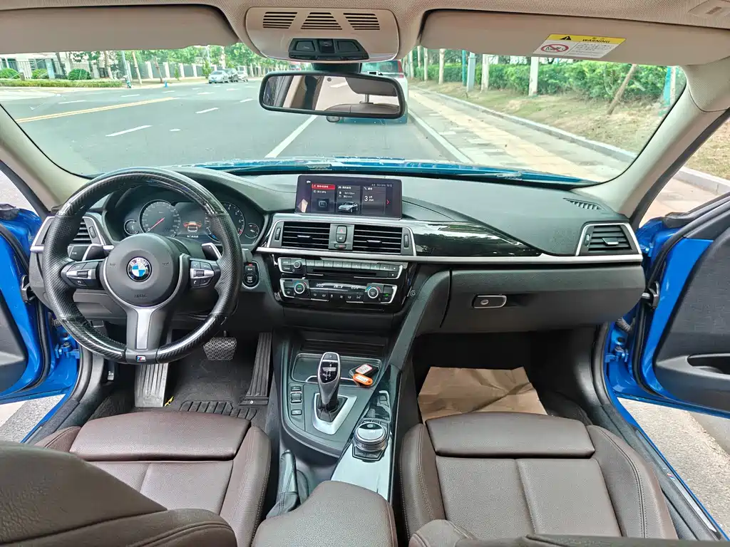 BMW 3 Series — миниатюра 4