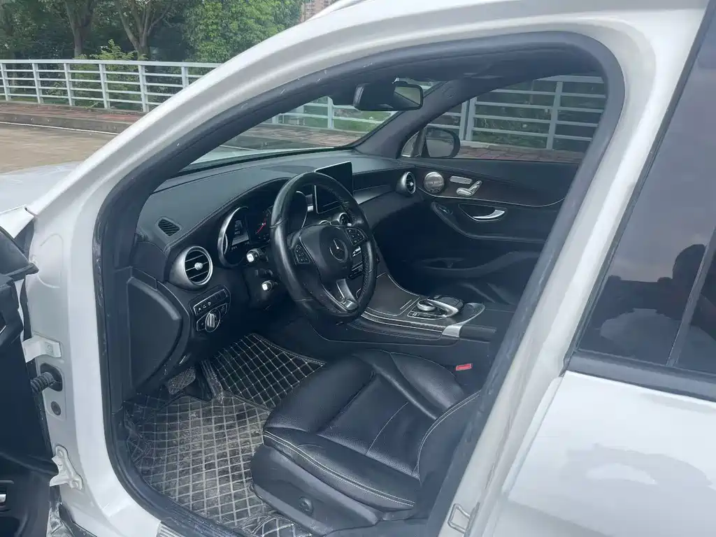 Mercedes-Benz GLC — миниатюра 5