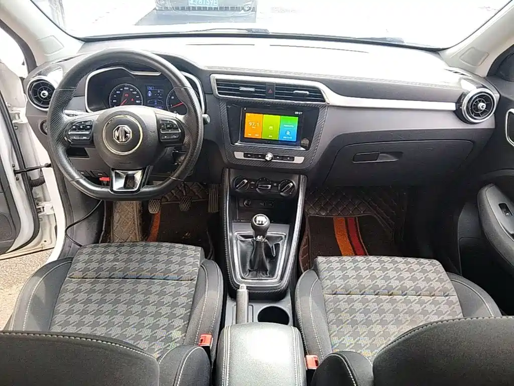 MG ZS — миниатюра 10