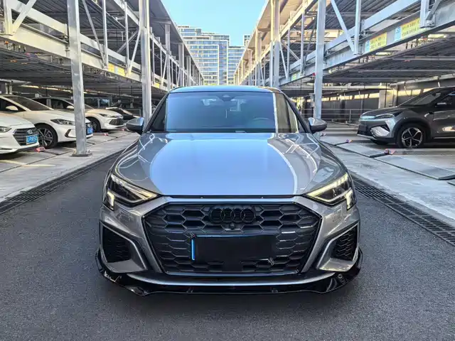 AUDI A3 2021