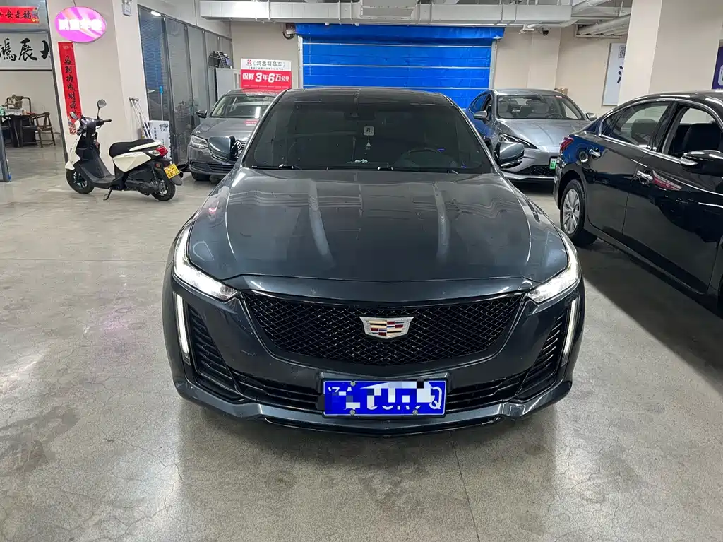 Cadillac CT5 — миниатюра 2