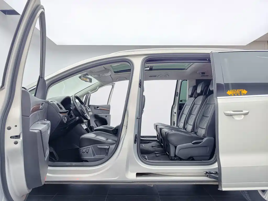 Volkswagen Sharan — миниатюра 10