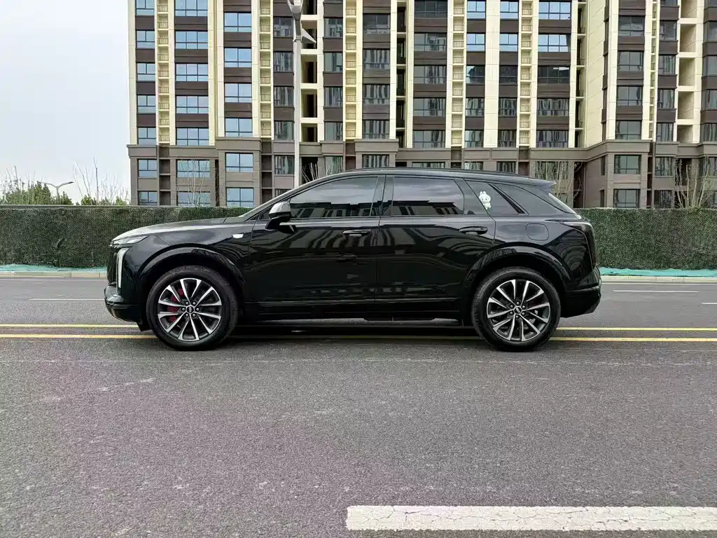 Cadillac XT5 2025 2.0T Luxury