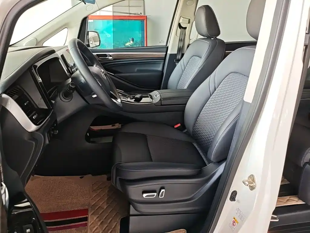 GAC Motor Trumpchi M8 — миниатюра 15