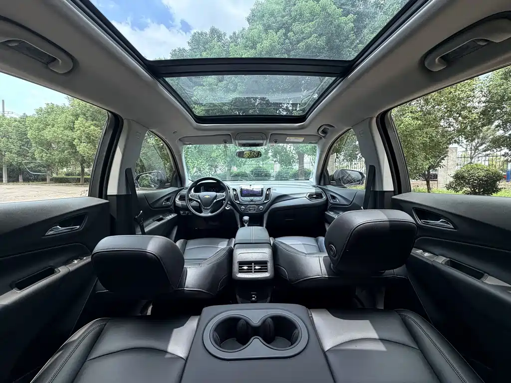 Chevrolet Equinox — миниатюра 14