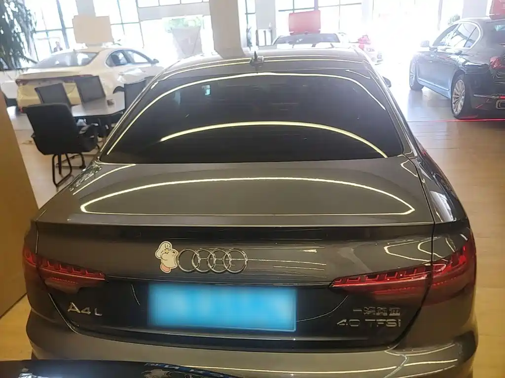 Audi A4L — миниатюра 6