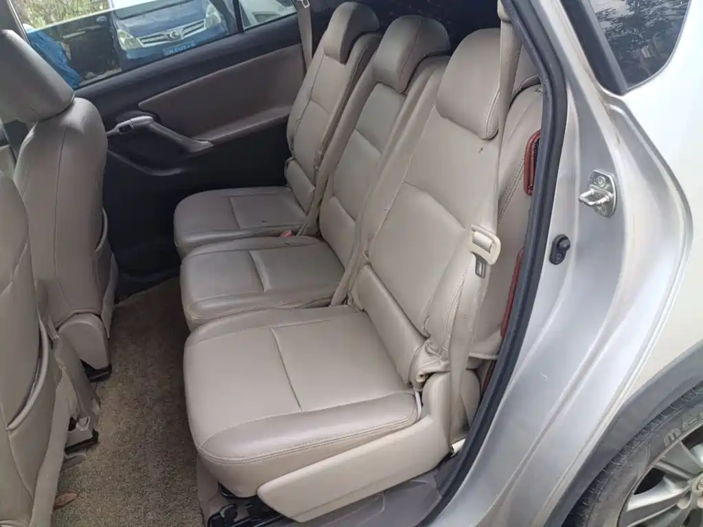 Toyota Verso — миниатюра 15