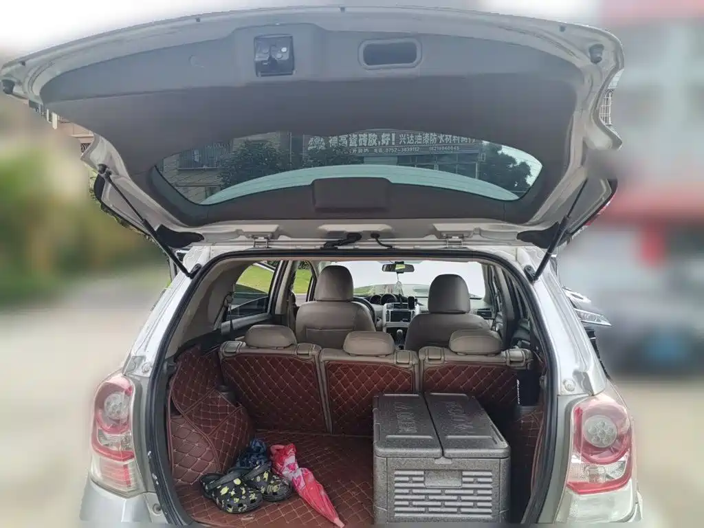 Toyota Verso — миниатюра 10