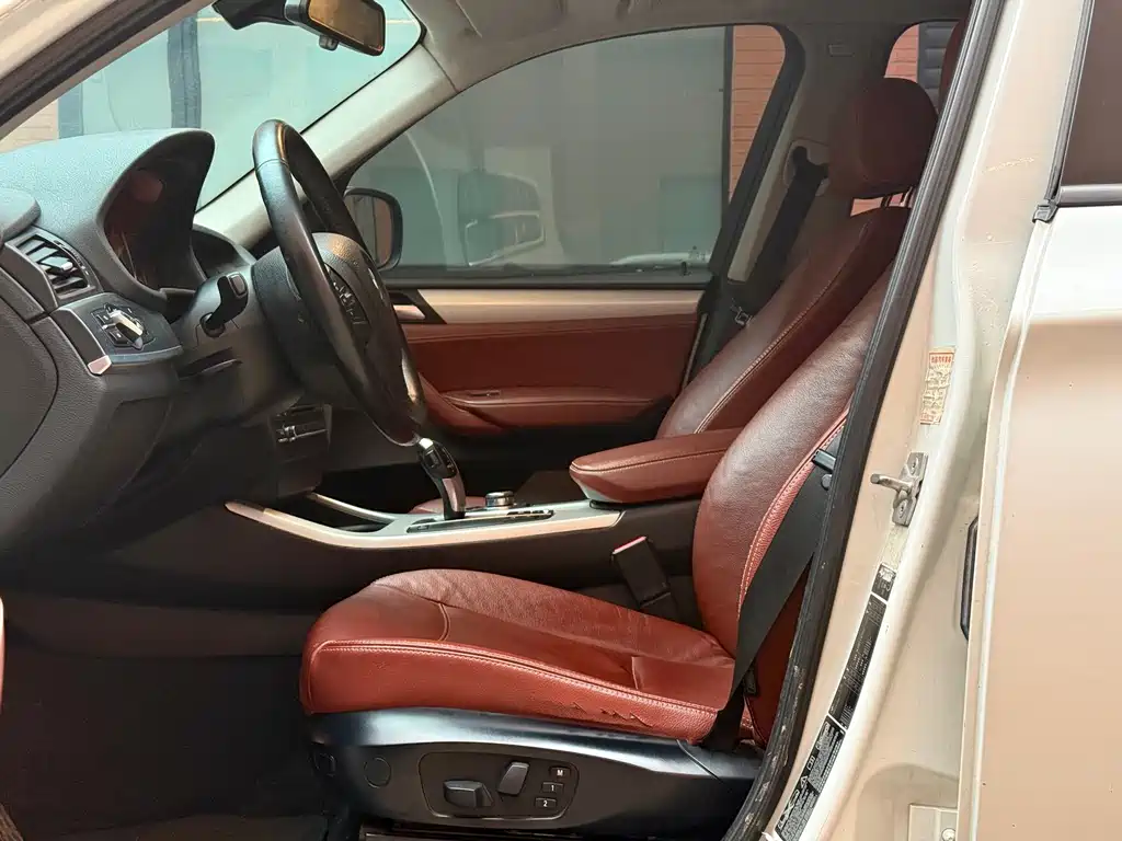 BMW X3 2012 xDrive28i Lead