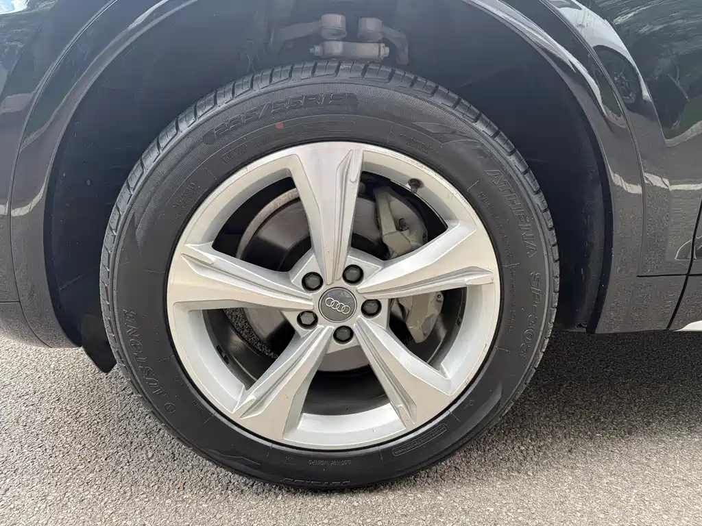 Audi Q5L — миниатюра 17