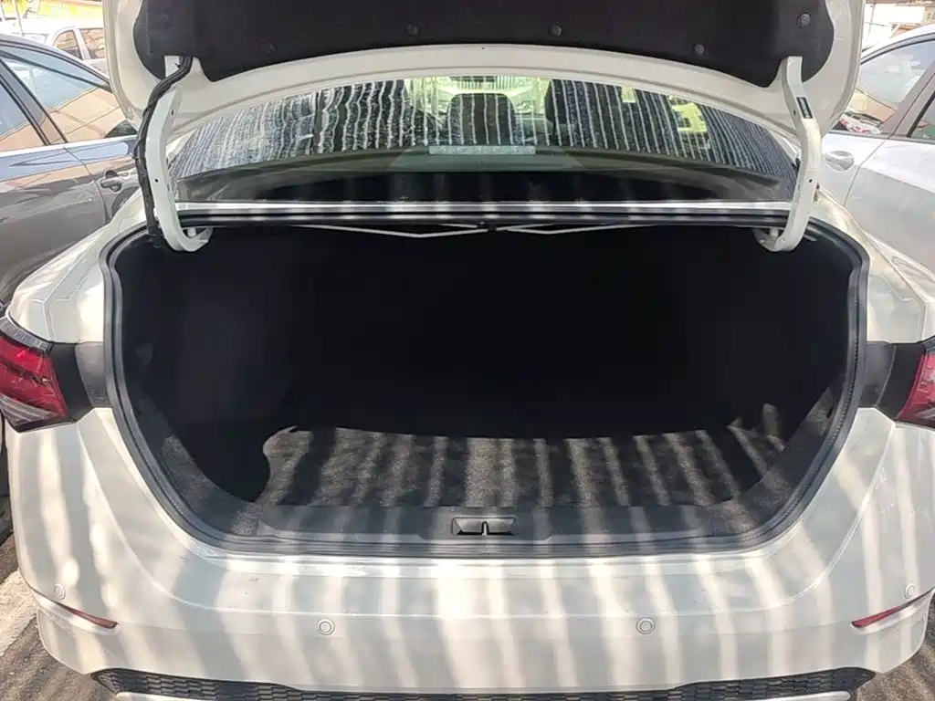 Nissan Sylphy — миниатюра 19
