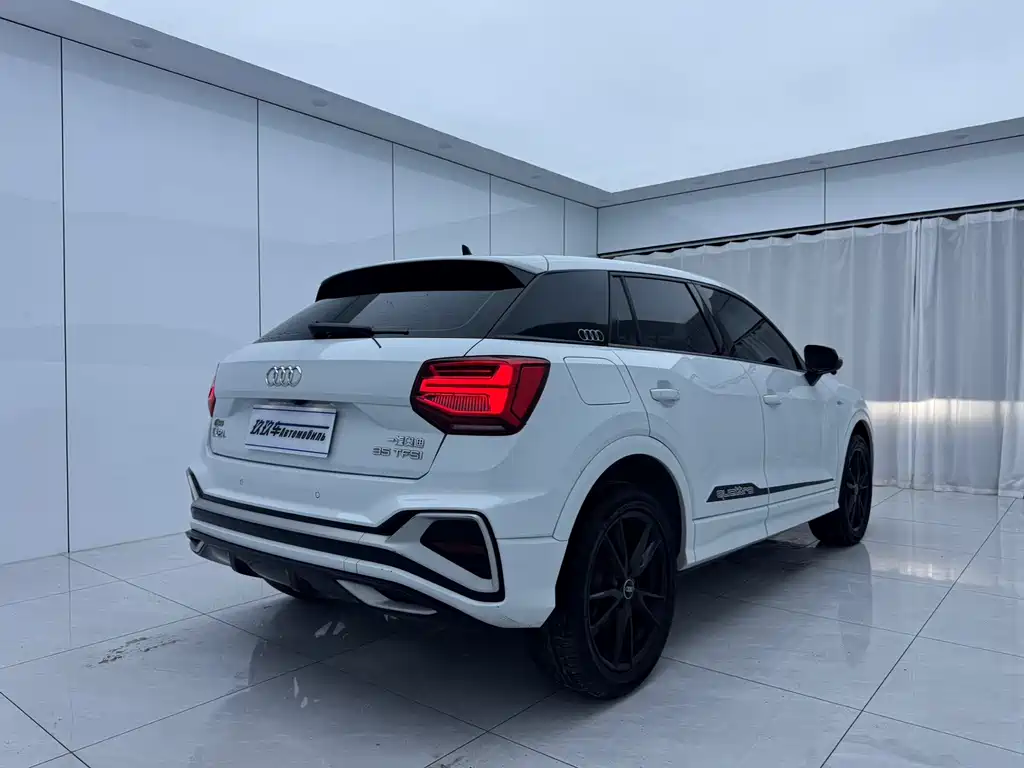 Audi Q2L — миниатюра 4