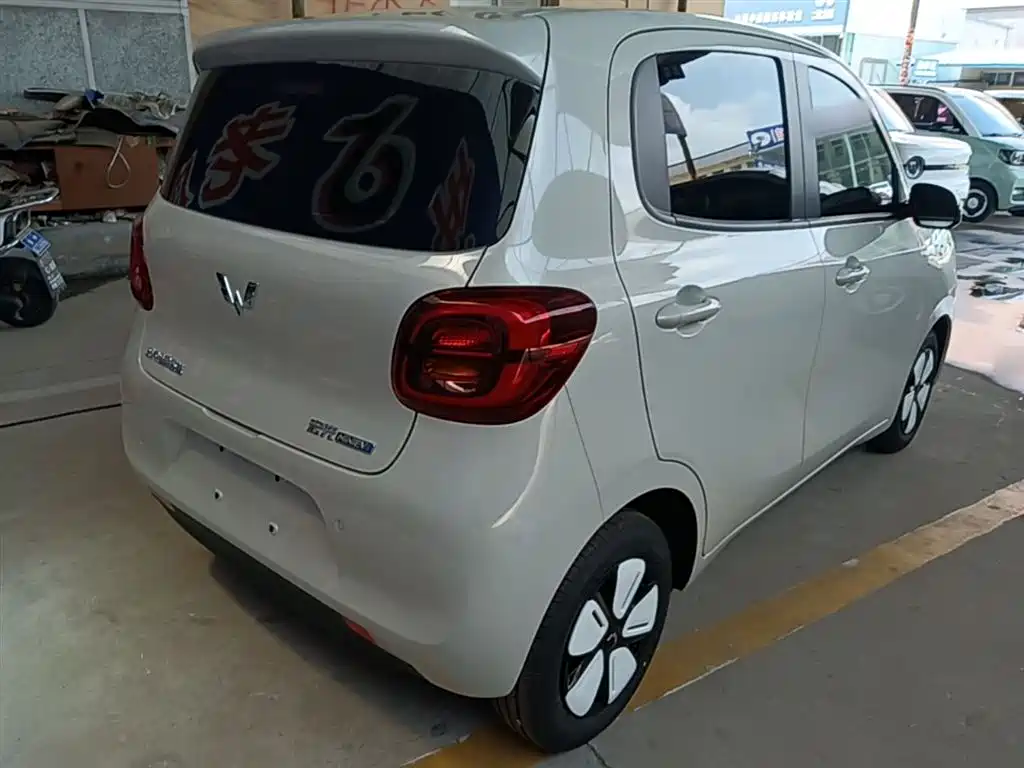 Wuling Mini EV MINIEV 2025