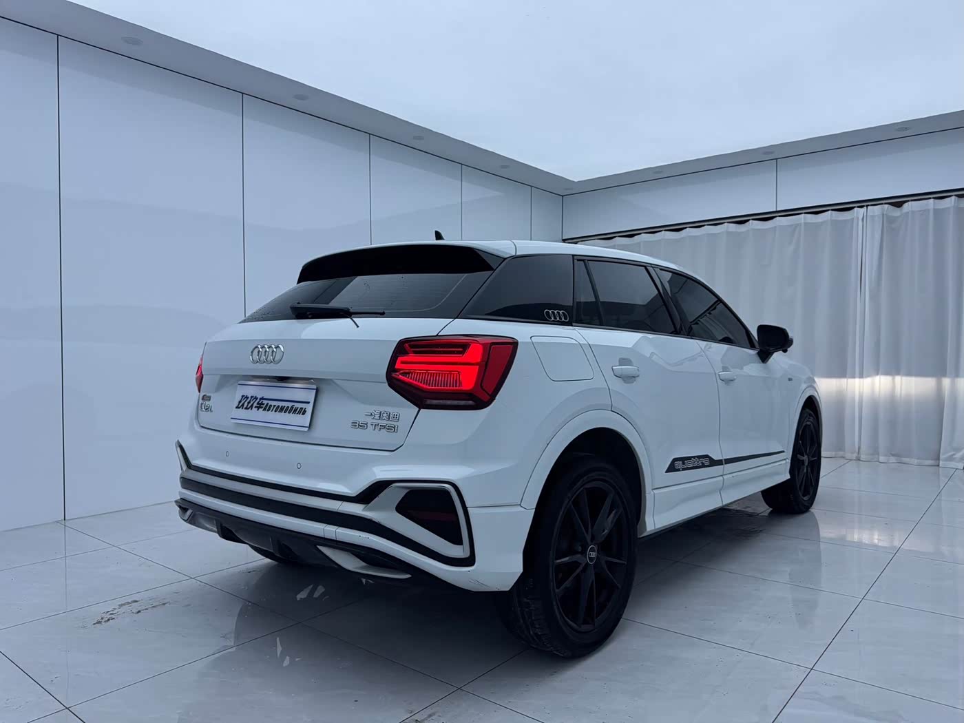 Audi Q2L 1.4 л 2022 г. Белый, пробег 39000 км