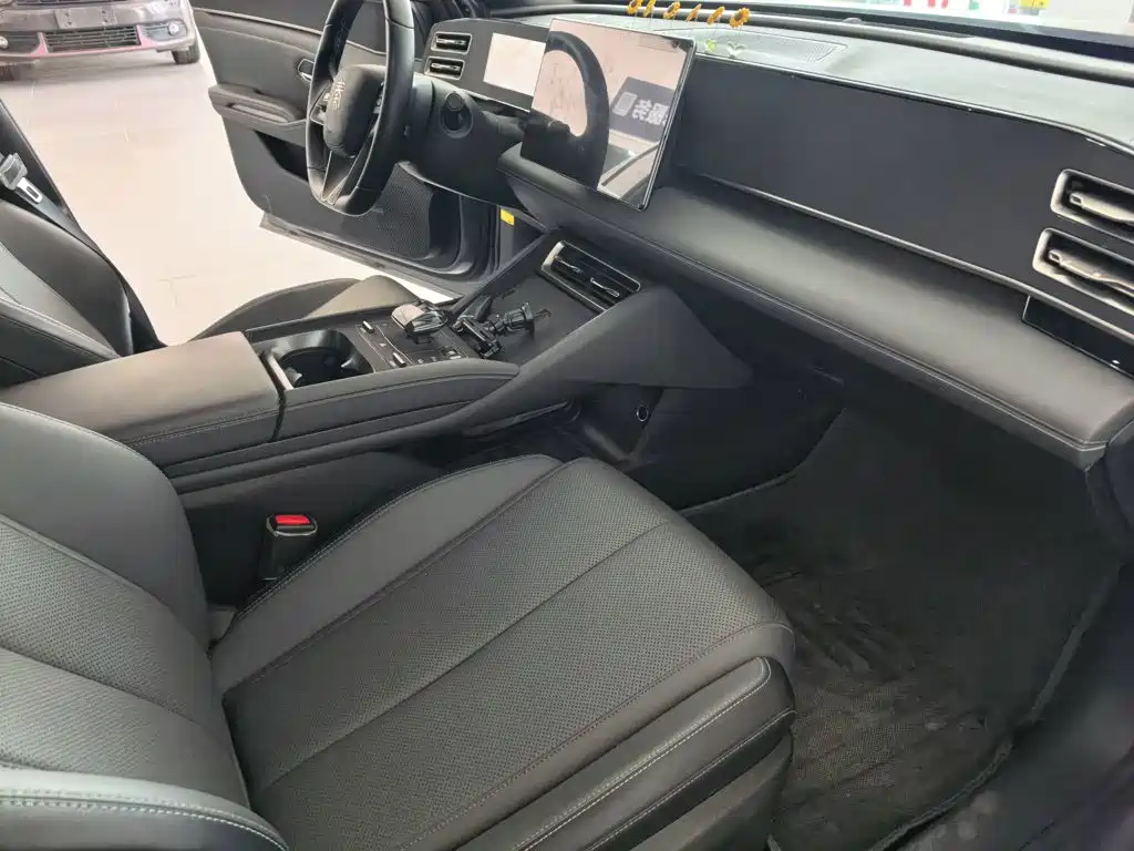 BYD Qin L — миниатюра 16