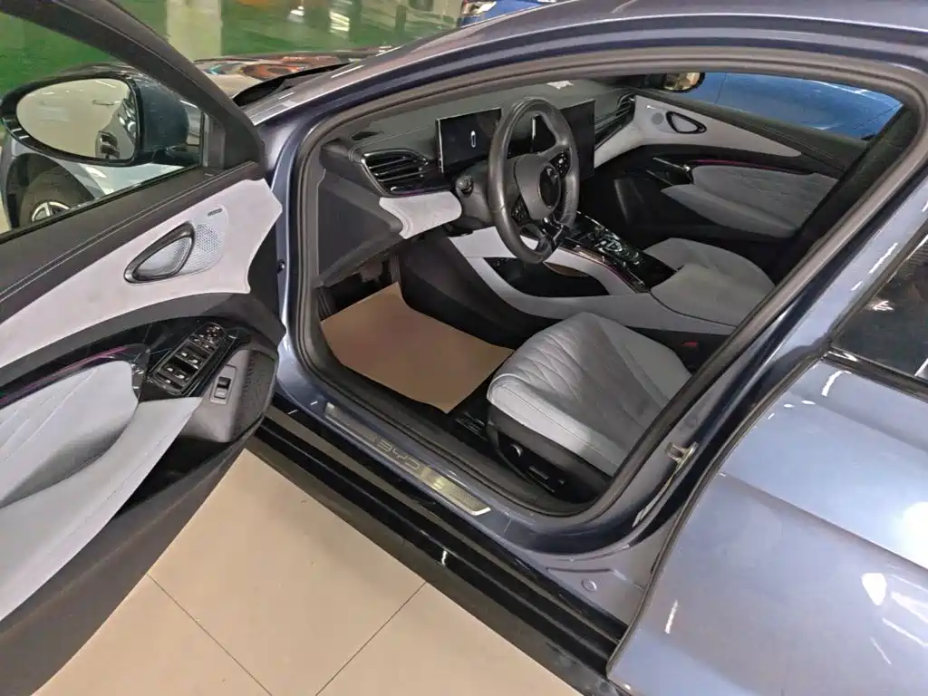 BYD Seal — миниатюра 16