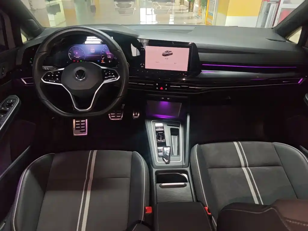Volkswagen Golf — миниатюра 10