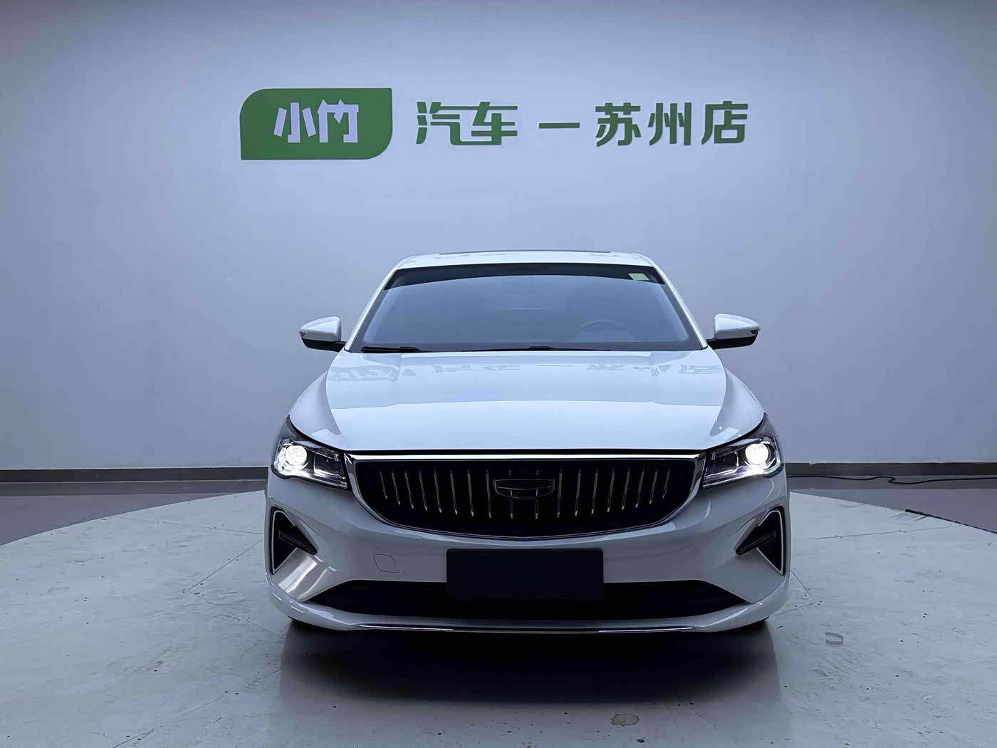 Geely Emgrand 1.5 л 2023 г. Белый, пробег 38000 км