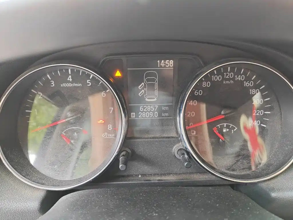 Nissan Qashqai — миниатюра 12