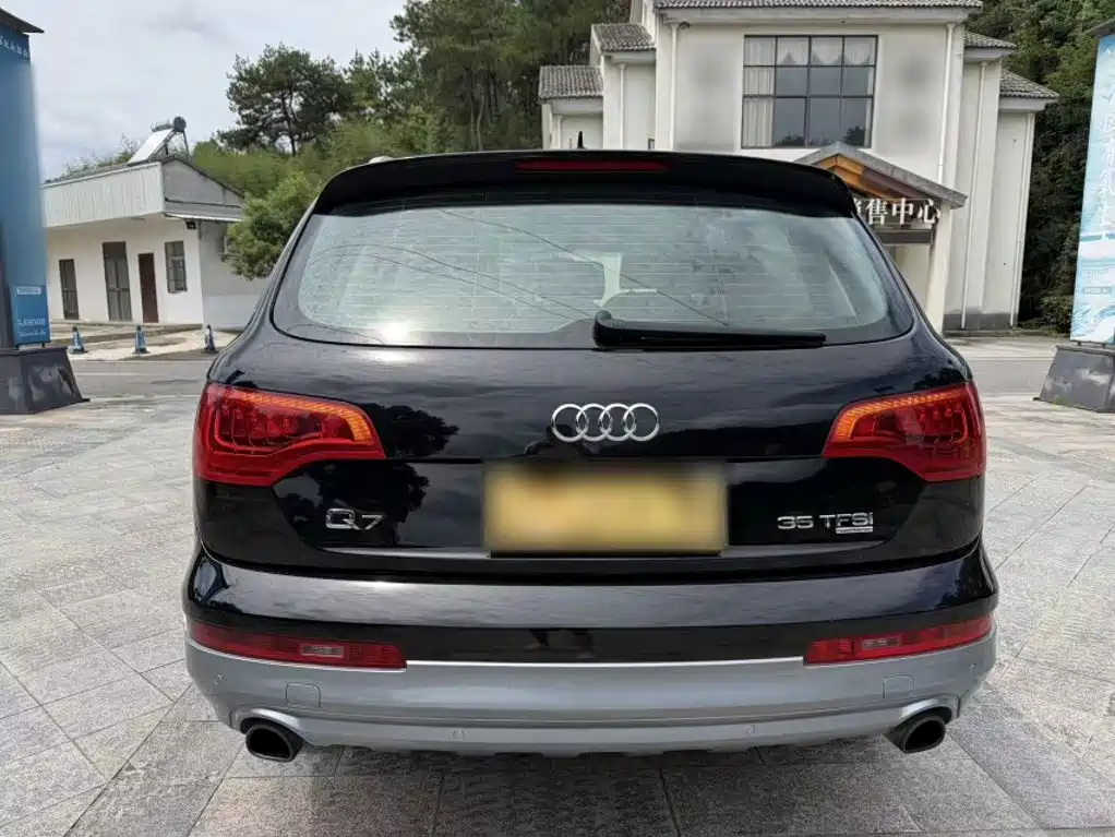 Audi Q7 — миниатюра 12