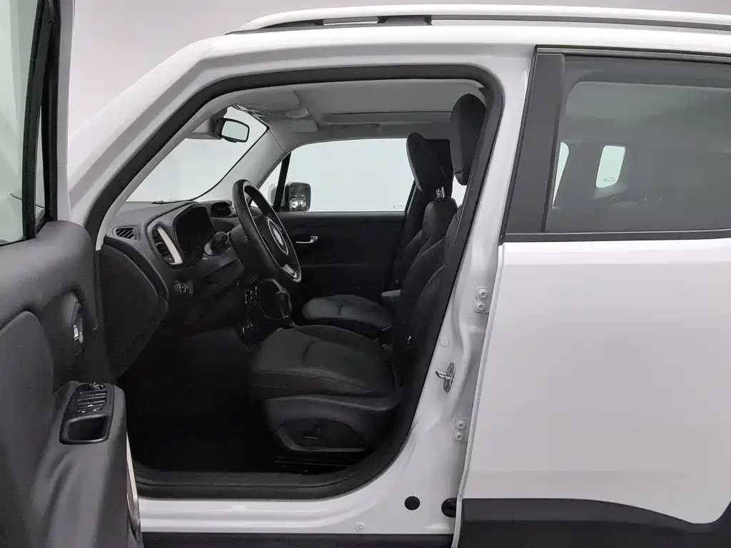 Jeep Renegade — миниатюра 10