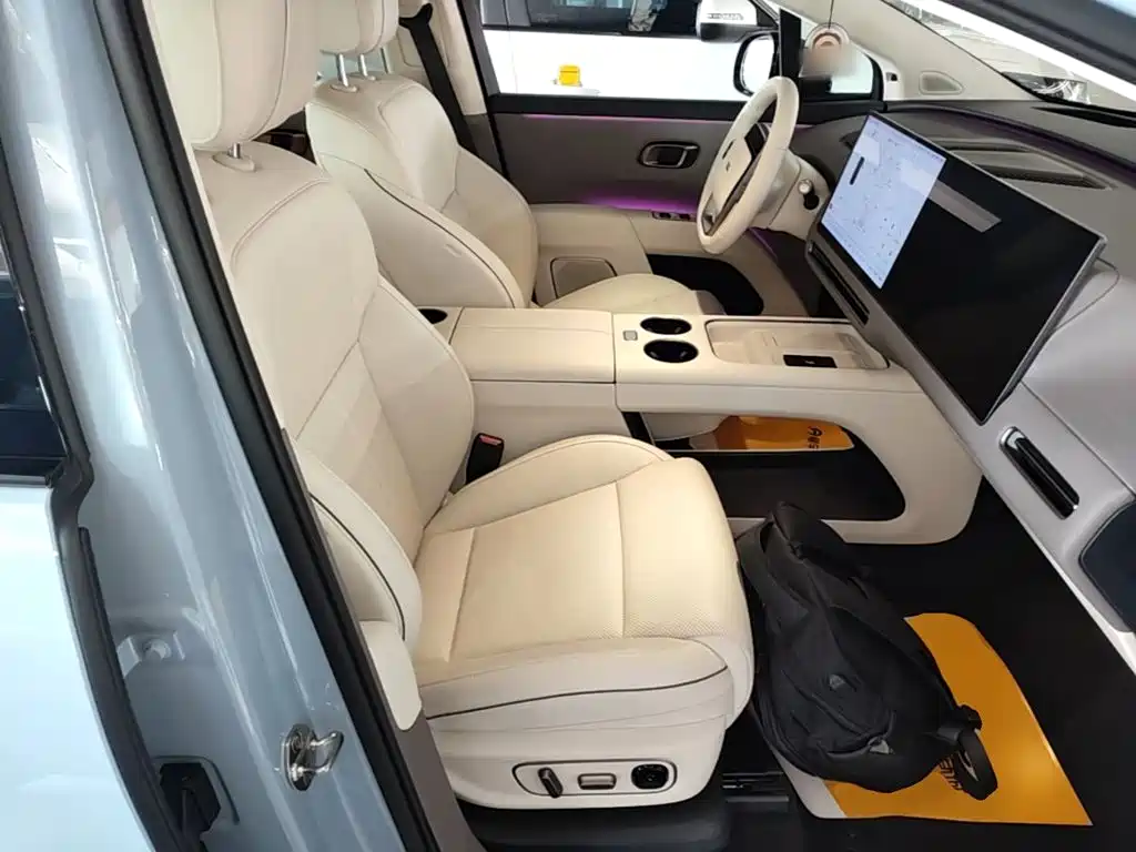 Li Auto Идеальный I8 — миниатюра 25