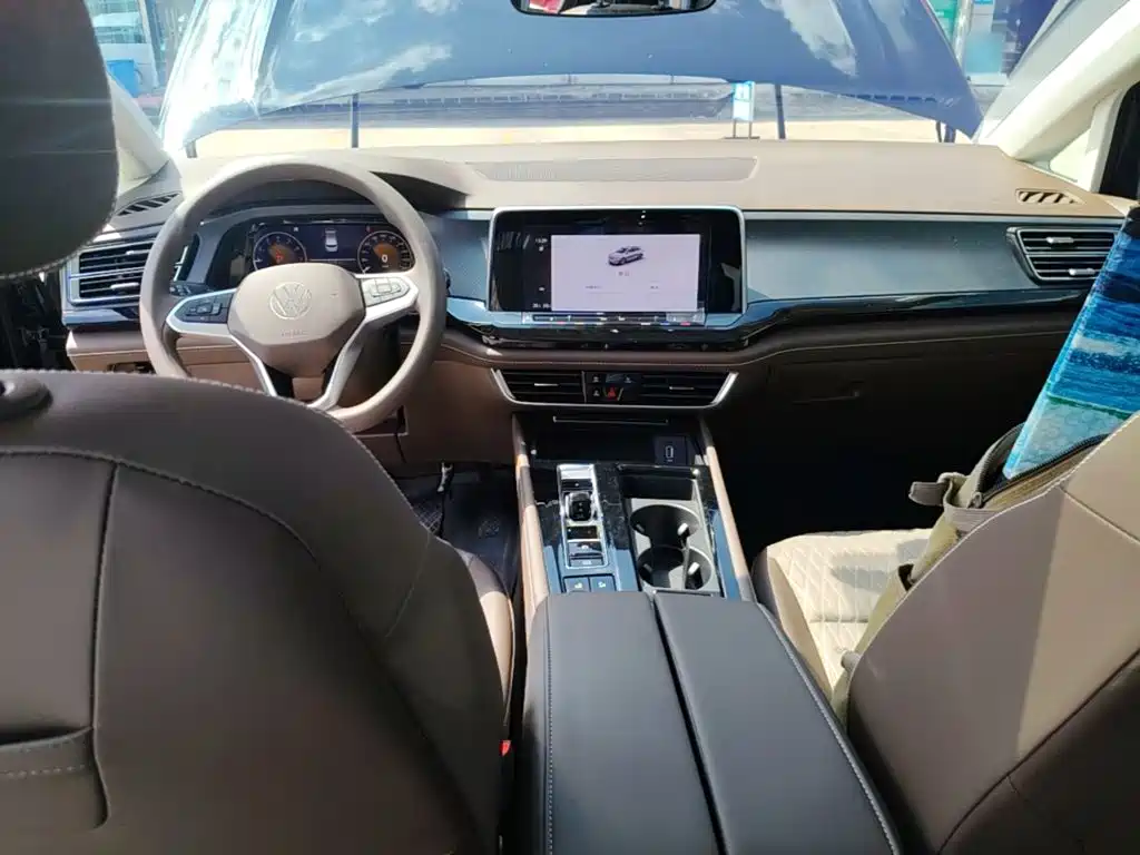 Volkswagen Viloran — миниатюра 10