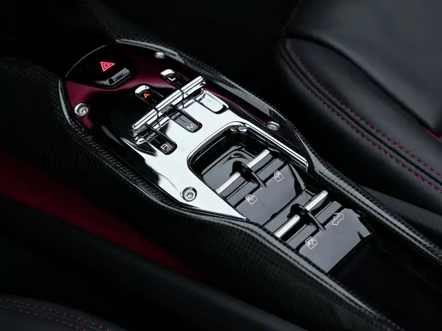 Ferrari 296 3.0T V6 GTS, фото 22