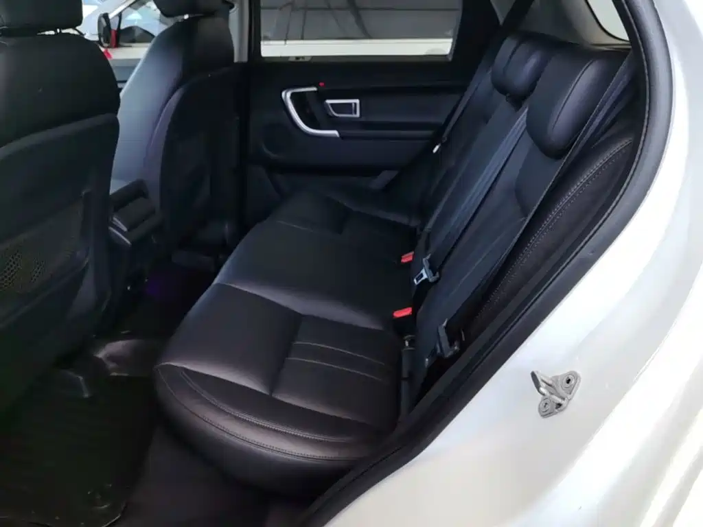 Land Rover Discovery Sport — миниатюра 17