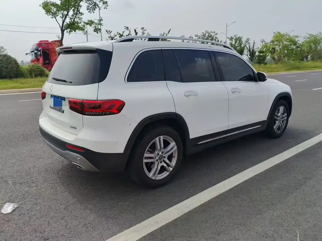 Mercedes-Benz GLB 2023 GLB 220